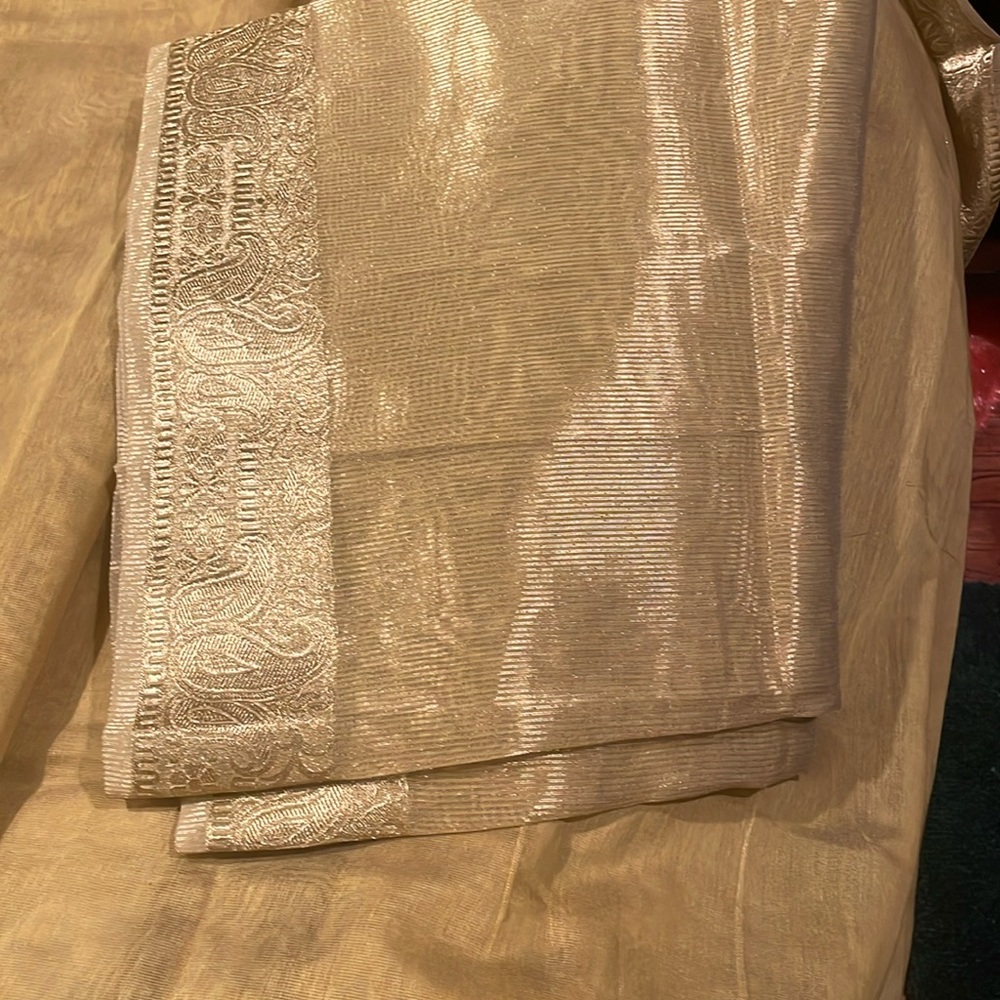 Indian Sari. Chanderi blend